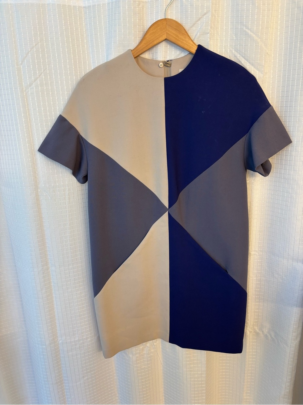 H&M shift dress size 4 Circa 2010 .